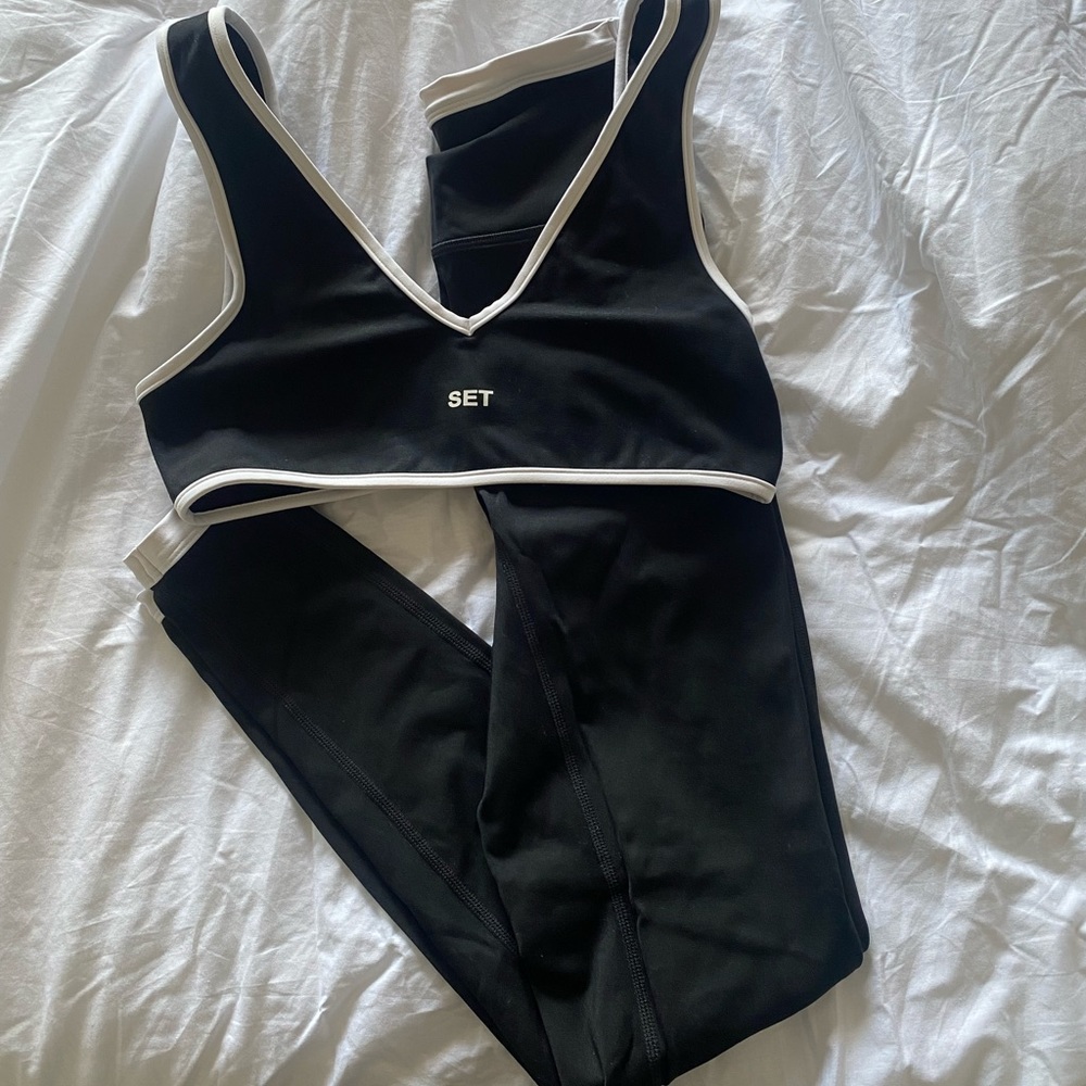 SET ACTIVE SPORTSBODY CONTRAST SET